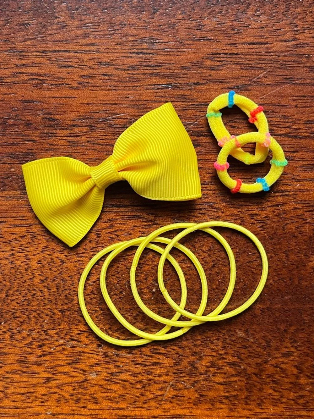 Sunshine yellow hair accessories NWOT *Free in bundle*